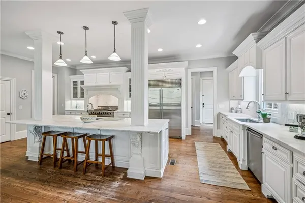 $1,999,000 | 2960 Castlewood Drive Northwest, Atlanta, GA 30327