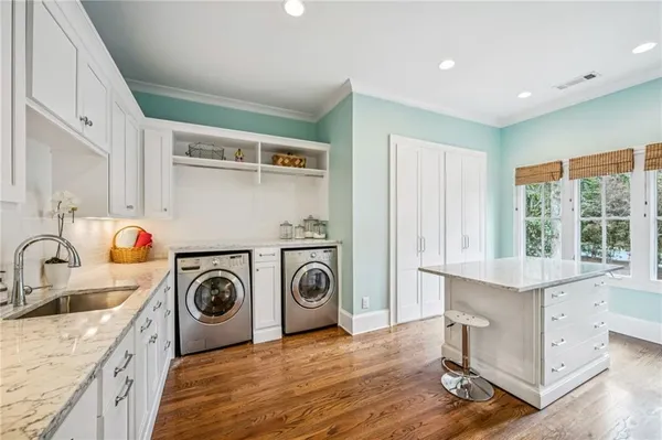 $1,999,000 | 2960 Castlewood Drive Northwest, Atlanta, GA 30327