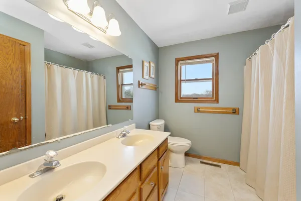 $449,900 | 701 Park Ridge Place, Onalaska, WI 54650