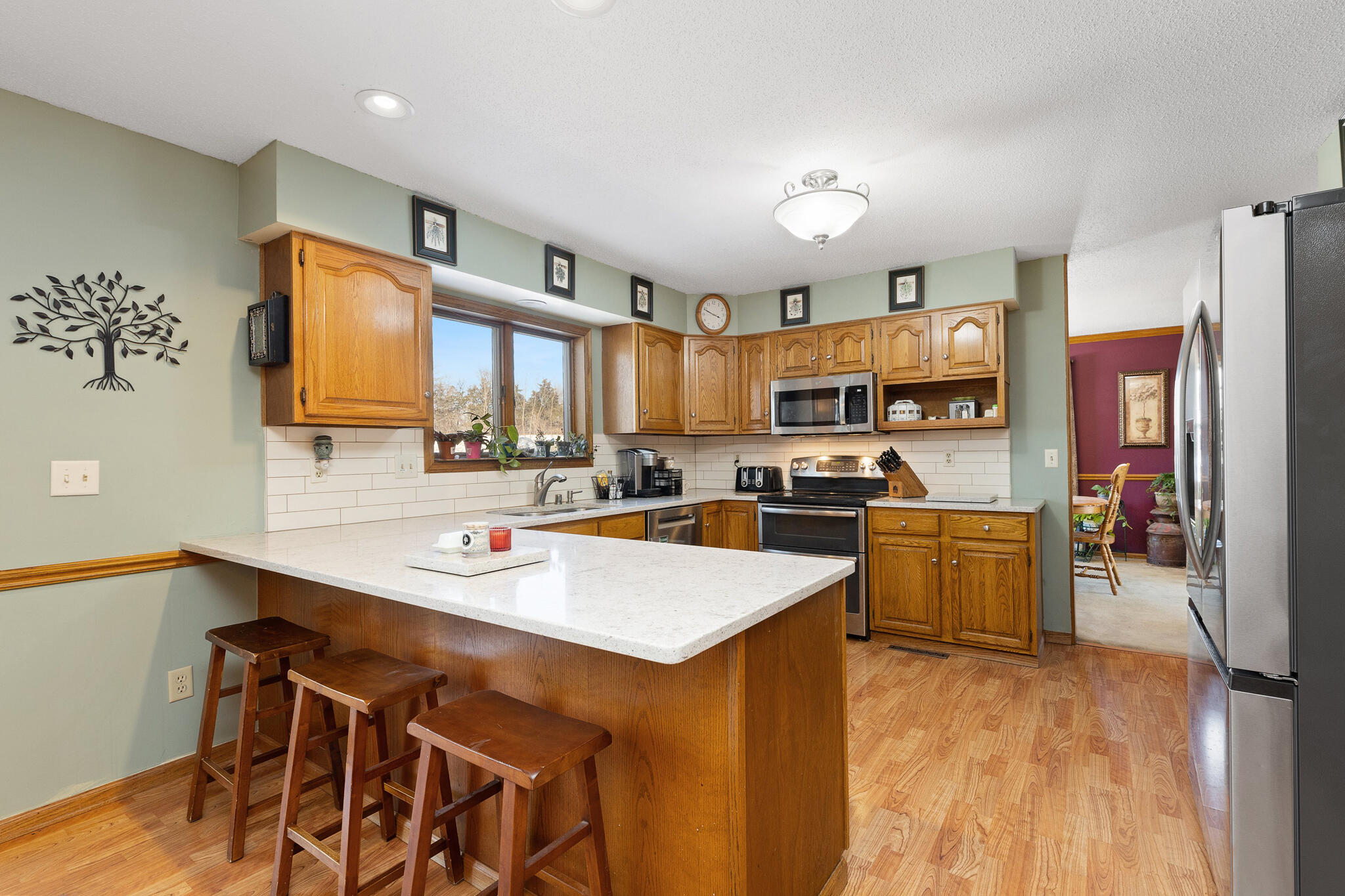 701 Park Ridge Place Onalaska, WI 54650 - Photo 7 of 24 6 KITCHEN