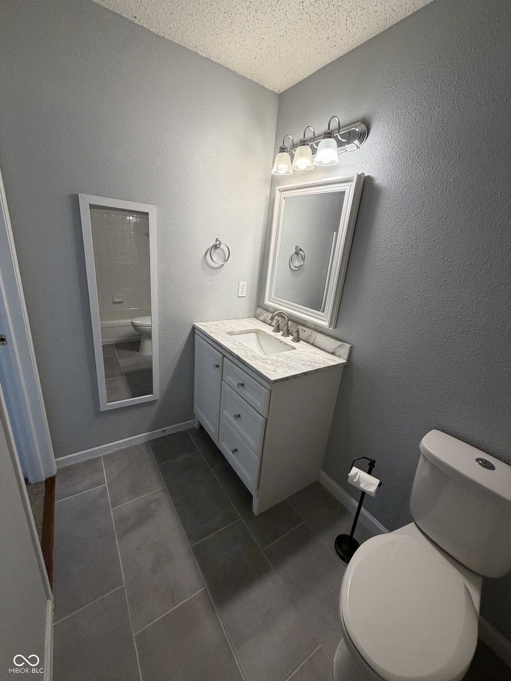 10643 Howe Road Fishers, IN 46038 - Photo 7 of 8 Gallery Image 7