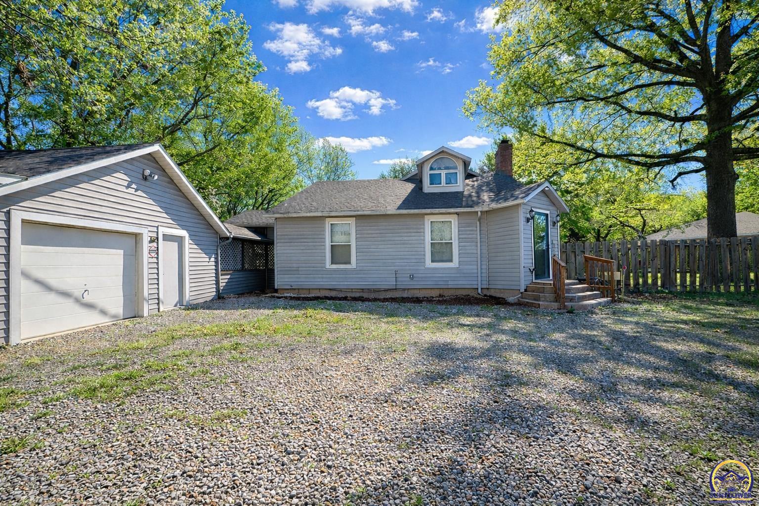 10020 Southwest Kingston Road Wakarusa, KS 66546 - Photo 26 of 34