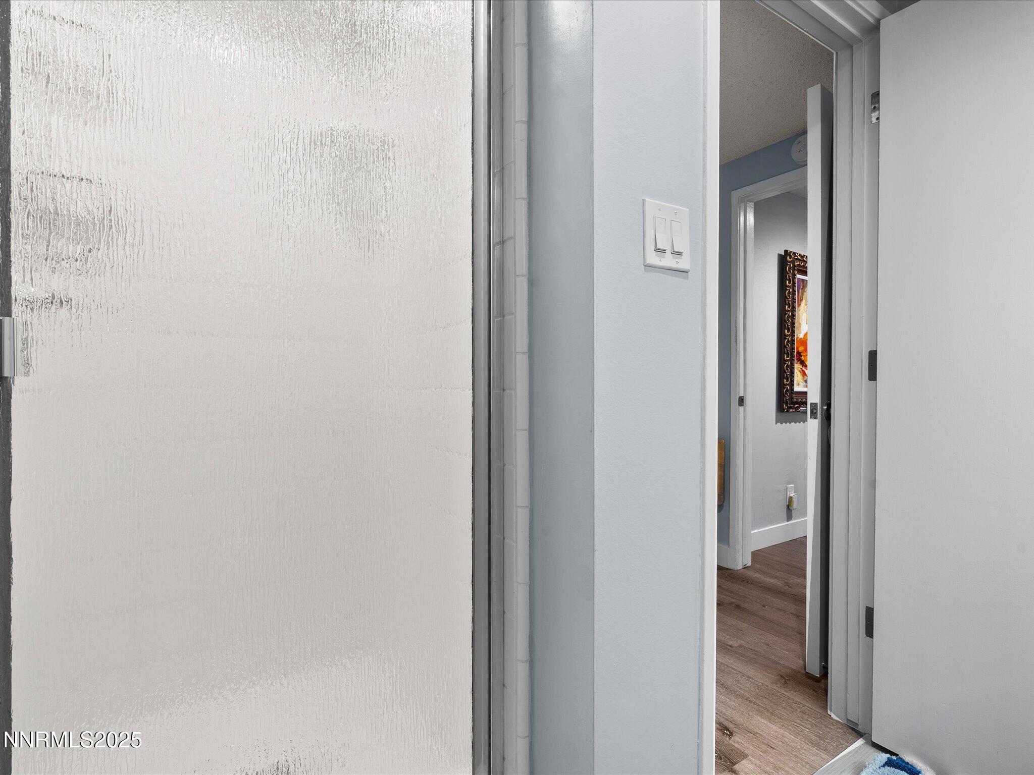1200 Riverside Drive, Unit 1276 Reno, NV 89503 - Photo 33 of 47 a view of a bathroom from a hallway