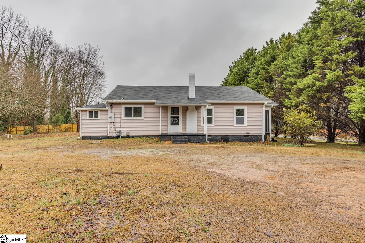 122 Griffin Road Belton, SC 29627 - Photo 6 of 36