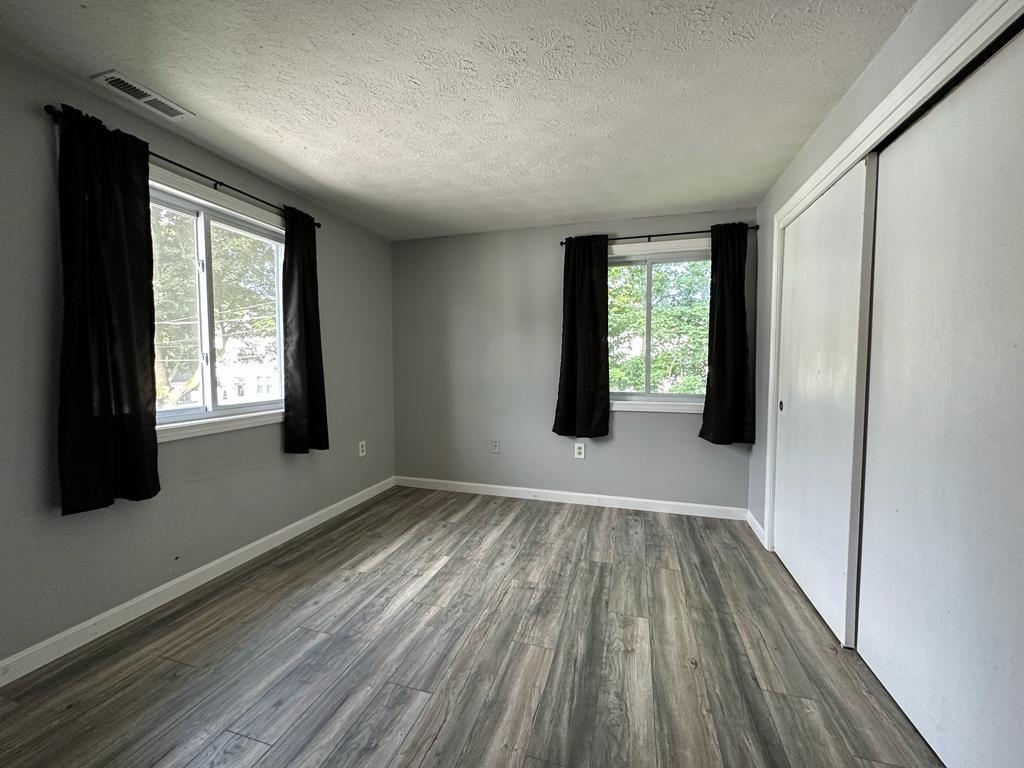 23 Ritter Street, Unit E Nashua, NH 03060 - Photo 10 of 15