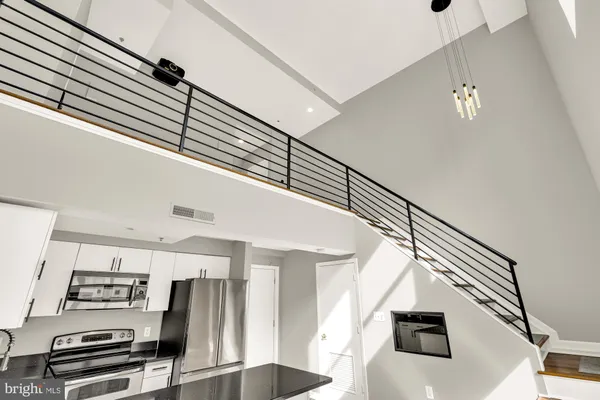 $3,950 | 1437 Rhode Island Avenue Northwest, Unit 710, Washington, DC 20005