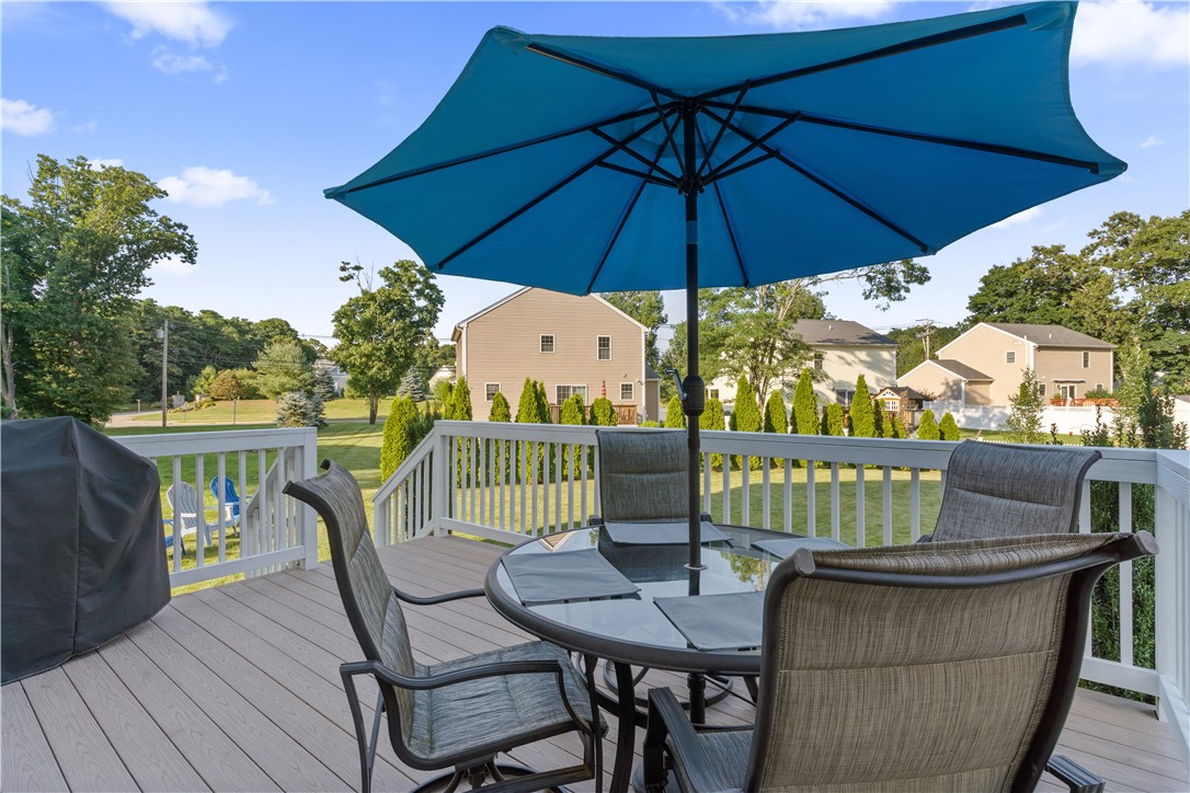 40 Potowomut Road Warwick, RI 02818 - Photo 37 of 47