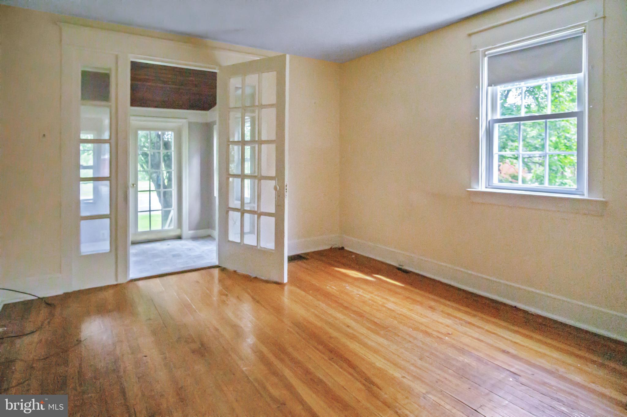 598 Swamp Road Doylestown, PA 18901 - Photo 8 of 25