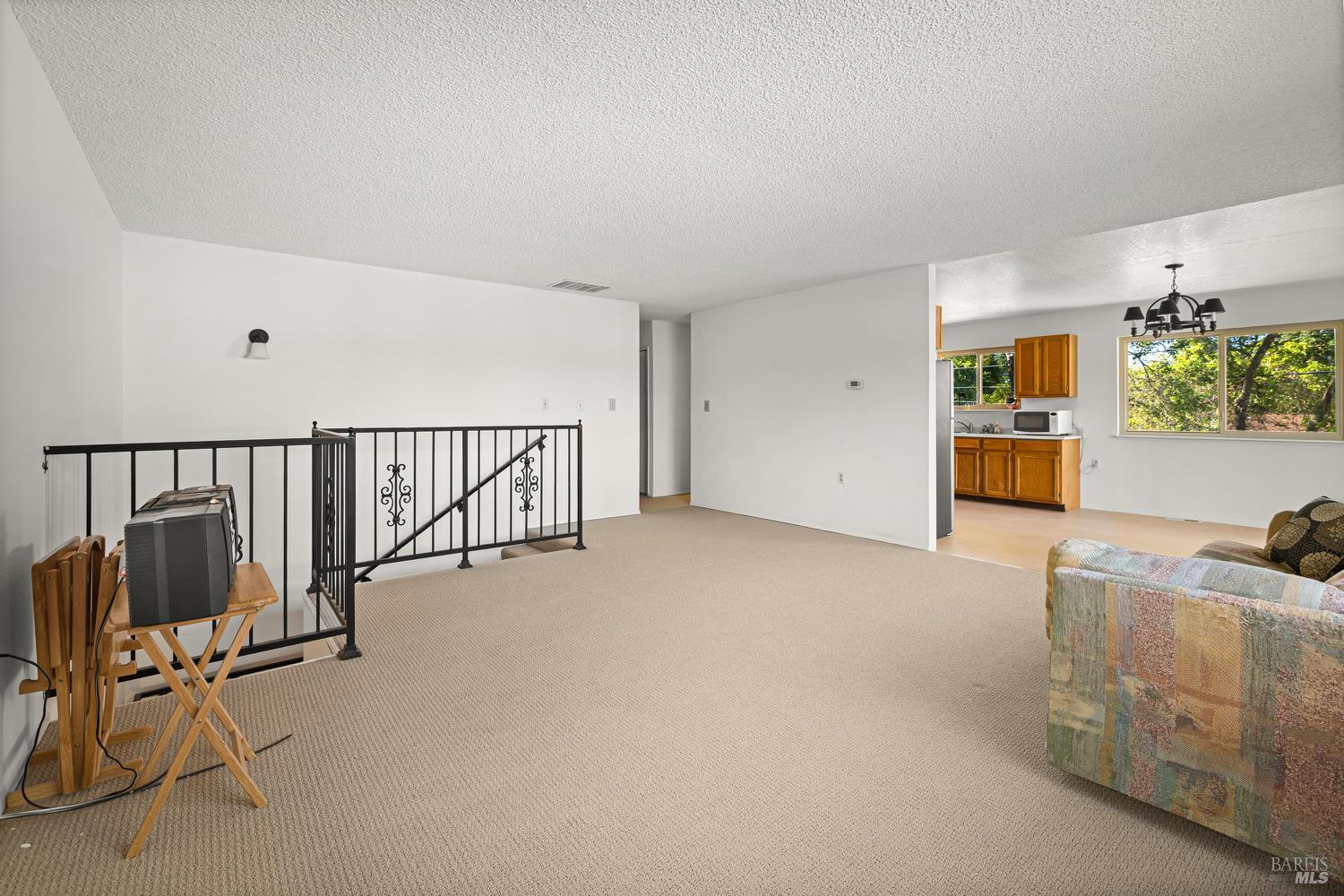 611 Hendley Street Santa Rosa, CA 95404 - Photo 9 of 54