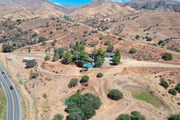 $1,650,000 | 39330 Highway 198, Coalinga, CA 93210