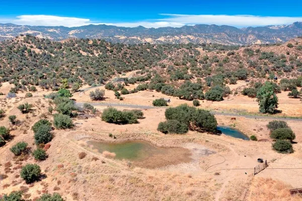 $1,400,000 | 39330 Highway 198, Coalinga, CA 93210