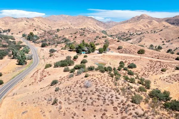 $1,400,000 | 39330 Highway 198, Coalinga, CA 93210