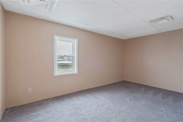 $1,500 | 103 East 7th Street, Unit 2, Oswego, NY 13126