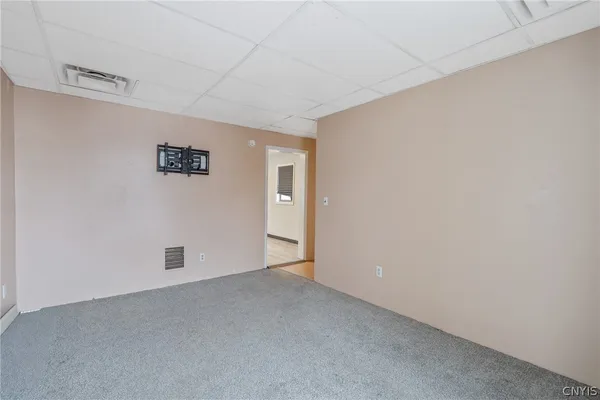 $1,500 | 103 East 7th Street, Unit 2, Oswego, NY 13126