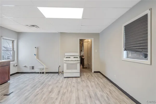 $1,500 | 103 East 7th Street, Unit 2, Oswego, NY 13126