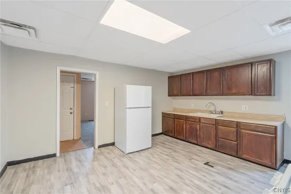 $1,500 | 103 East 7th Street, Unit 2, Oswego, NY 13126