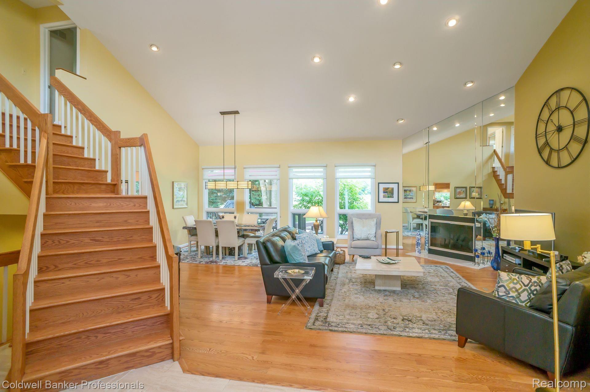 31226 Country Ridge Circle Farmington, MI 48331 - Photo 7 of 50 6.jpg