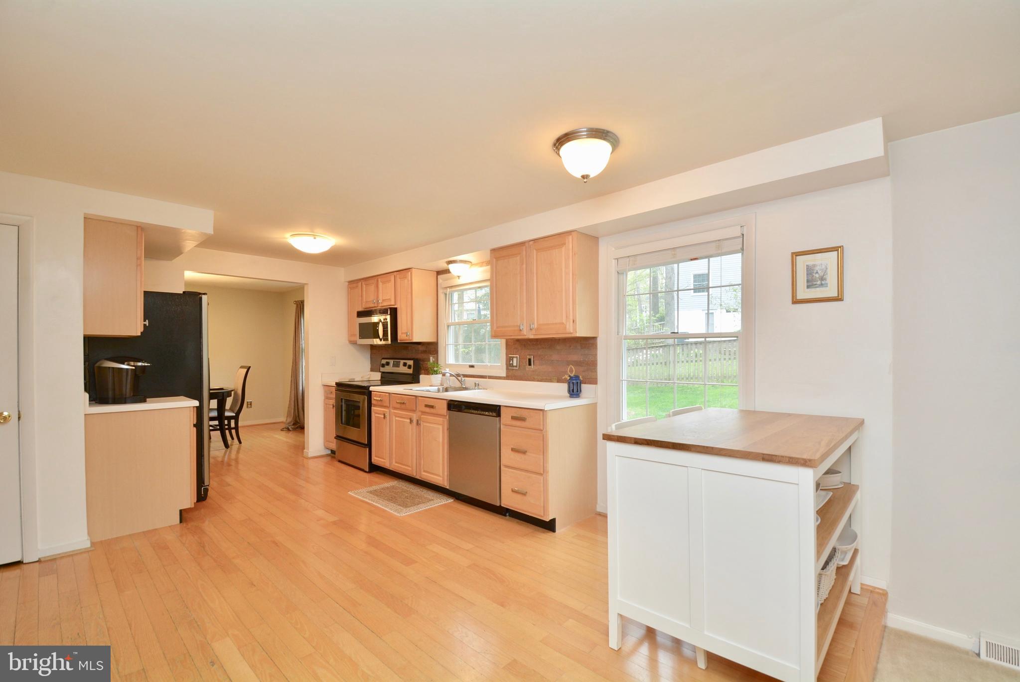 5167 Eliots Oak Road Columbia, MD 21044 - Photo 16 of 41 While I cook, You do homework