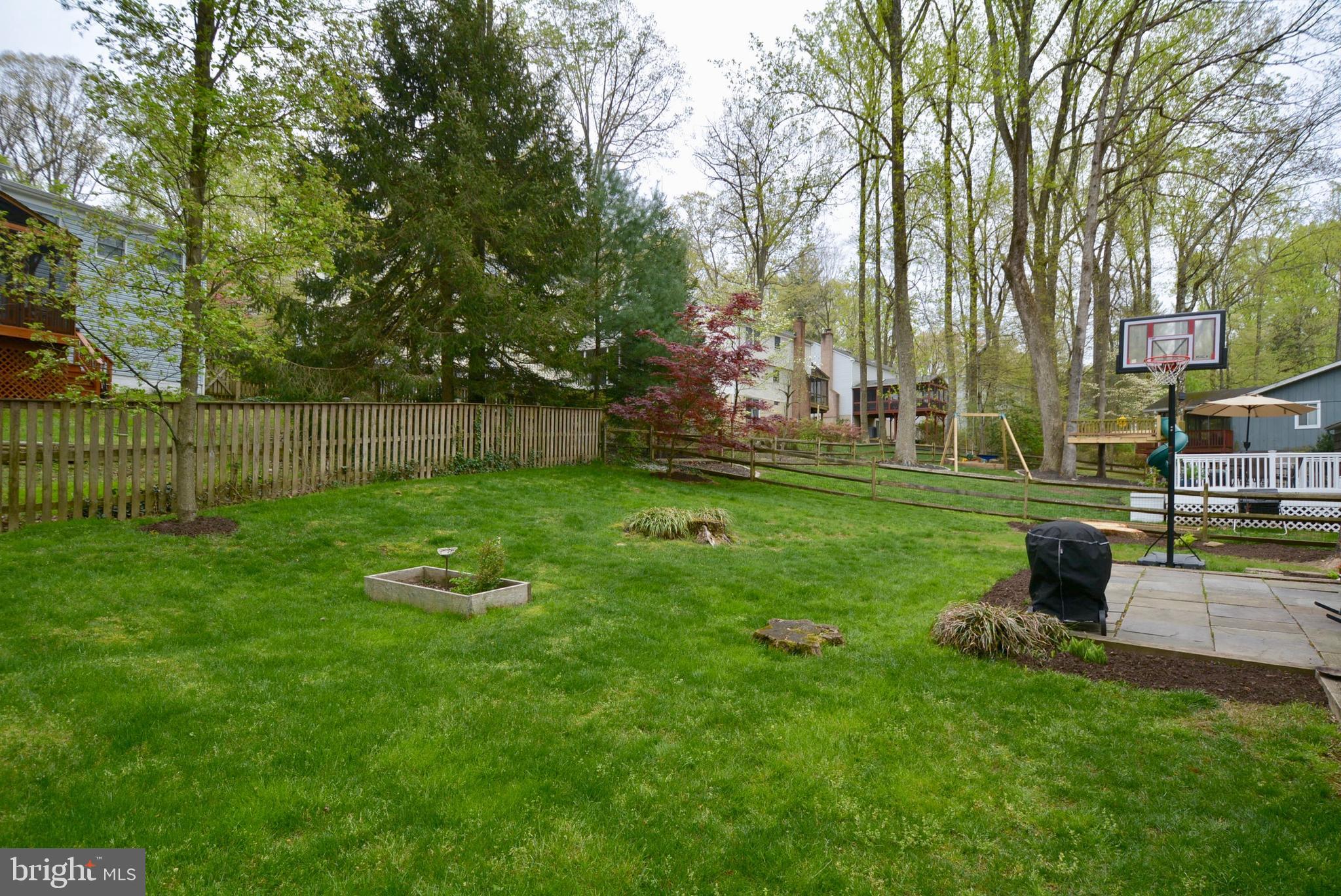 5167 Eliots Oak Road Columbia, MD 21044 - Photo 38 of 41 Awesome yard for the kids and/or dog(S)