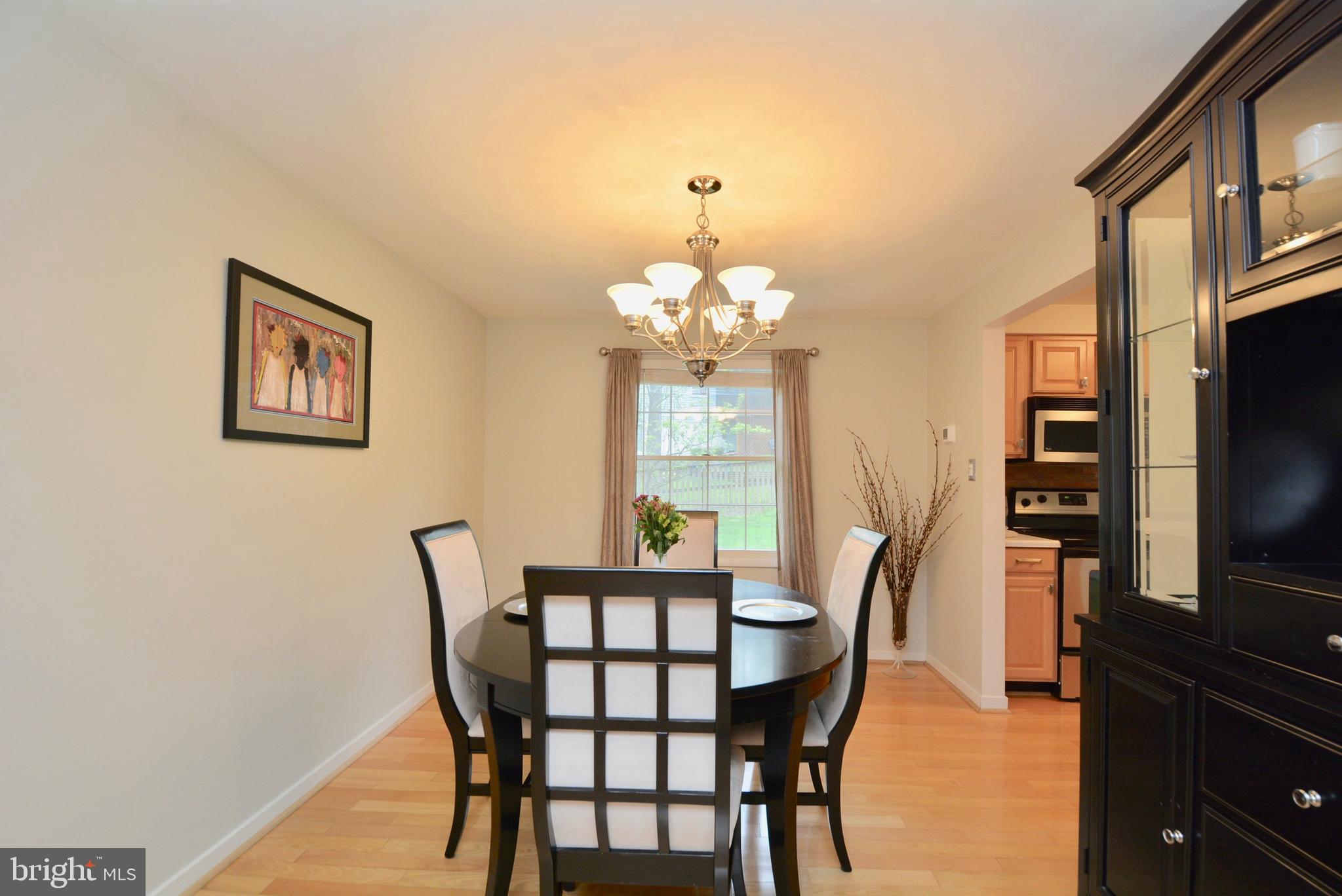 5167 Eliots Oak Road Columbia, MD 21044 - Photo 9 of 41 Dining Rooms fits 8-10