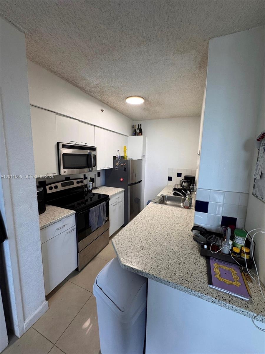 1500 Bay Road, Unit 1576S Miami Beach, FL 33139 - Photo 3 of 5