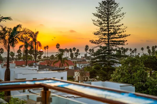 $8,500 | 618 Gravilla Place, La Jolla, CA 92037