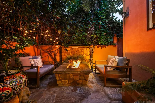 $8,500 | 618 Gravilla Place, La Jolla, CA 92037