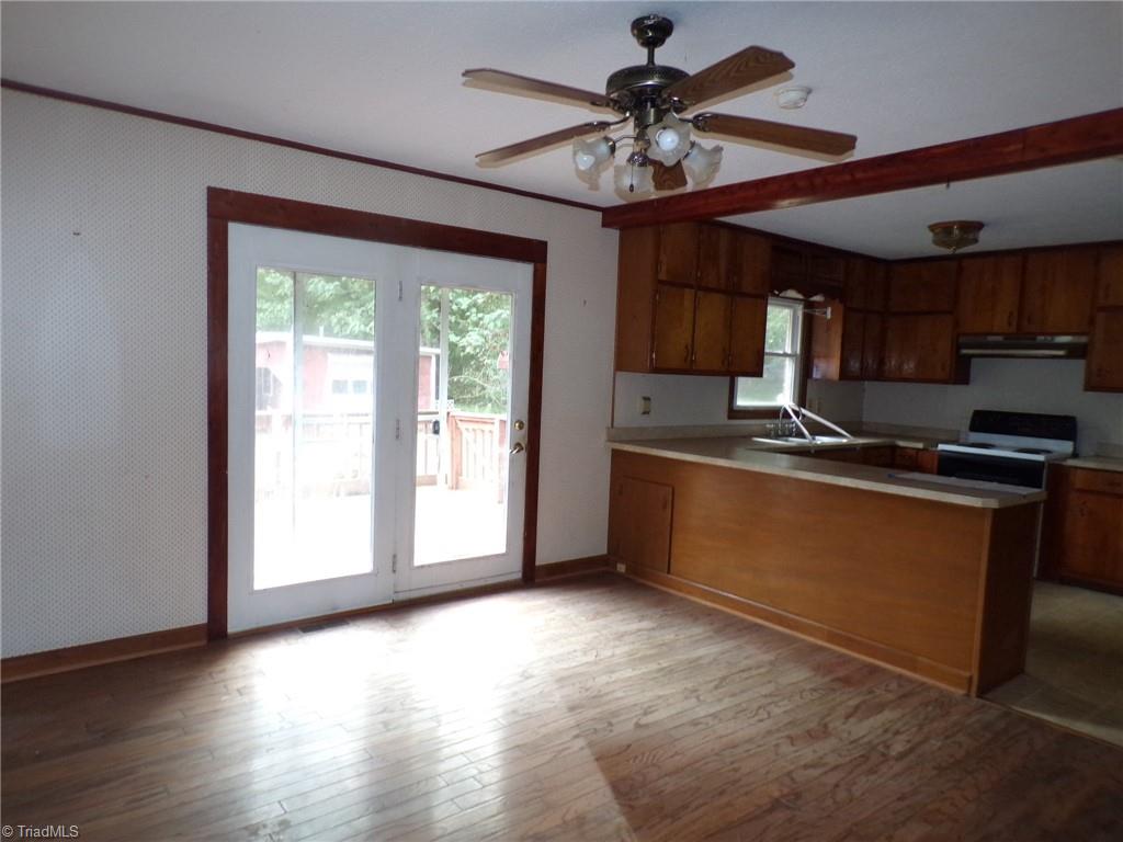 3736 Buffalo Ford Road Asheboro, NC 27205 - Photo 9 of 23 Dining Room