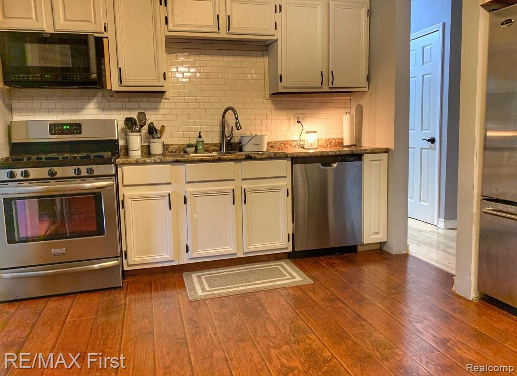 32975 Sutton Road Chesterfield, MI 48047 - Photo 15 of 28