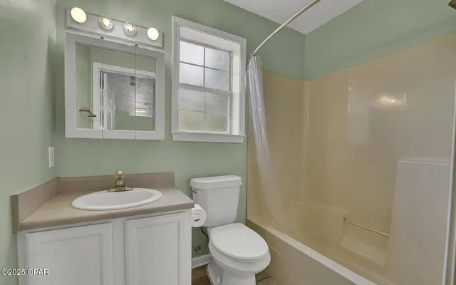 $2,000 | 9030 Houston Street, Panama City Beach, FL 32408