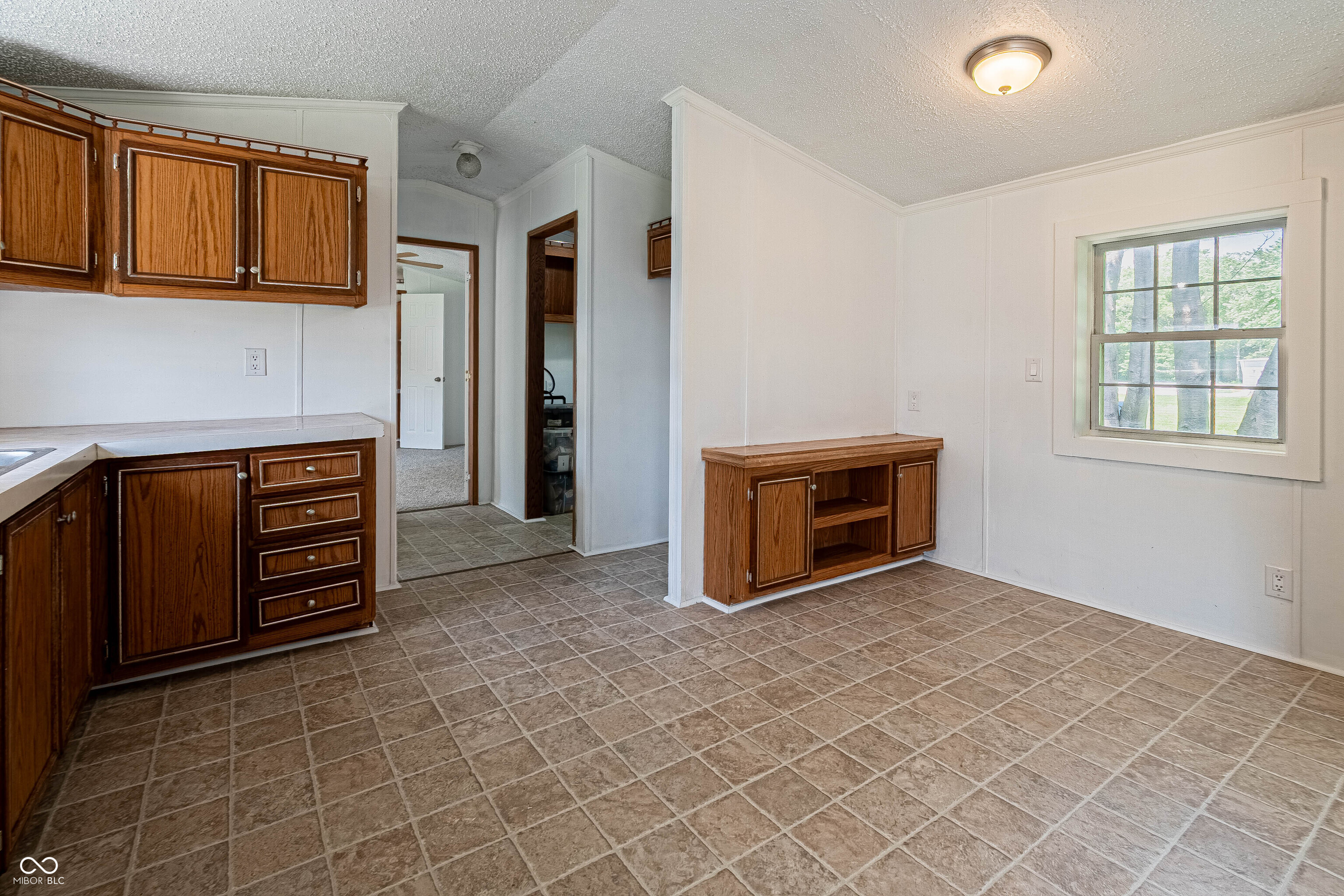 292 Bubble Loo Road Cloverdale, IN 46120 - Photo 5 of 32