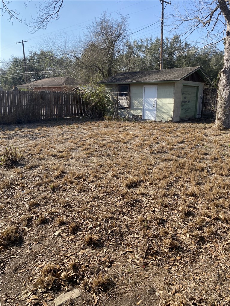 1119 Jefferson Street Alice, TX 78332 - Photo 23 of 23 a view of a house with a yard