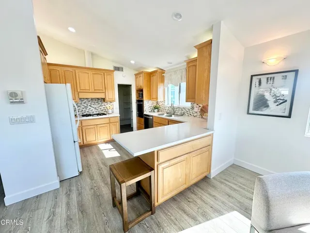 $1,999,000 | 2827 Pierpont Boulevard, Ventura, CA 93001