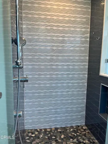 $1,999,000 | 2827 Pierpont Boulevard, Ventura, CA 93001