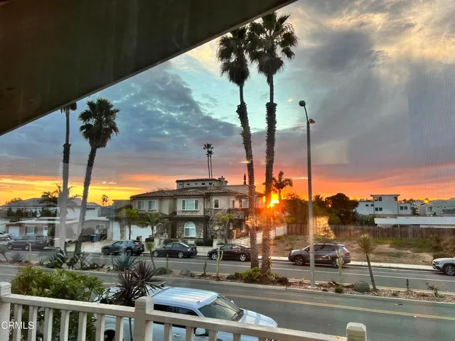 $1,999,000 | 2827 Pierpont Boulevard, Ventura, CA 93001