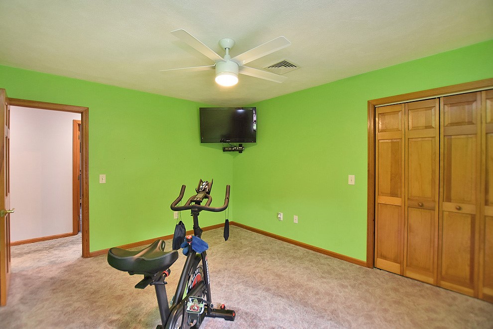 45 Alpine Estates Drive Cranston, RI 02921 - Photo 16 of 27