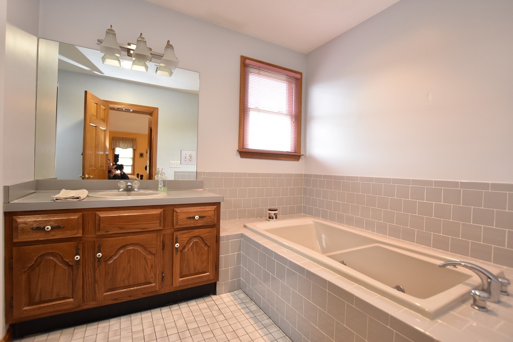 45 Alpine Estates Drive Cranston, RI 02921 - Photo 18 of 27