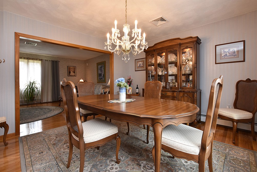 45 Alpine Estates Drive Cranston, RI 02921 - Photo 8 of 27