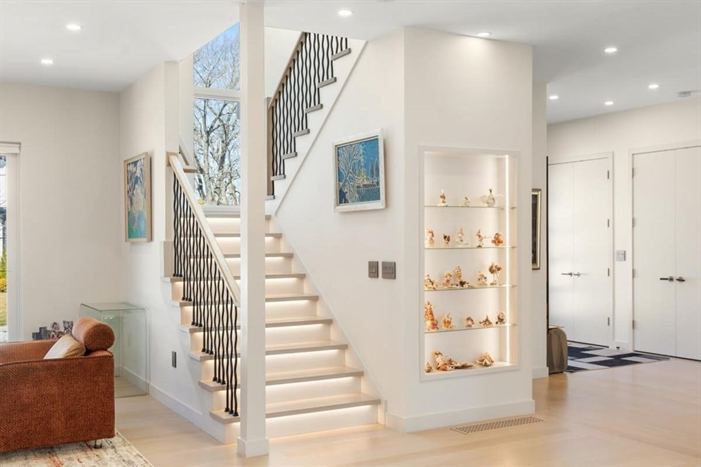 82 Sharpe Road Newton, MA 02459 - Photo 14 of 36