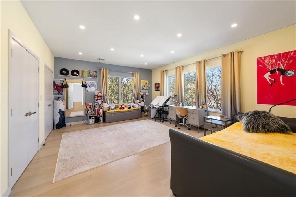 82 Sharpe Road Newton, MA 02459 - Photo 24 of 36