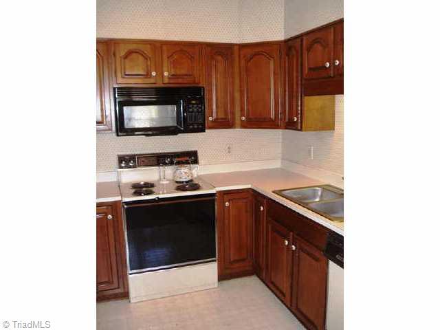121 Pebble Ridge Lane Winston-Salem, NC 27104 - Photo 2 of 9 Other.