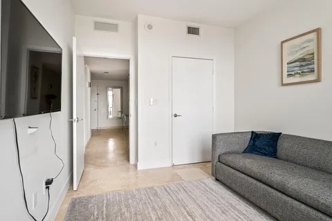 $1,500,000 | 550 Okeechobee Boulevard, Unit 1401, West Palm Beach, FL 33401