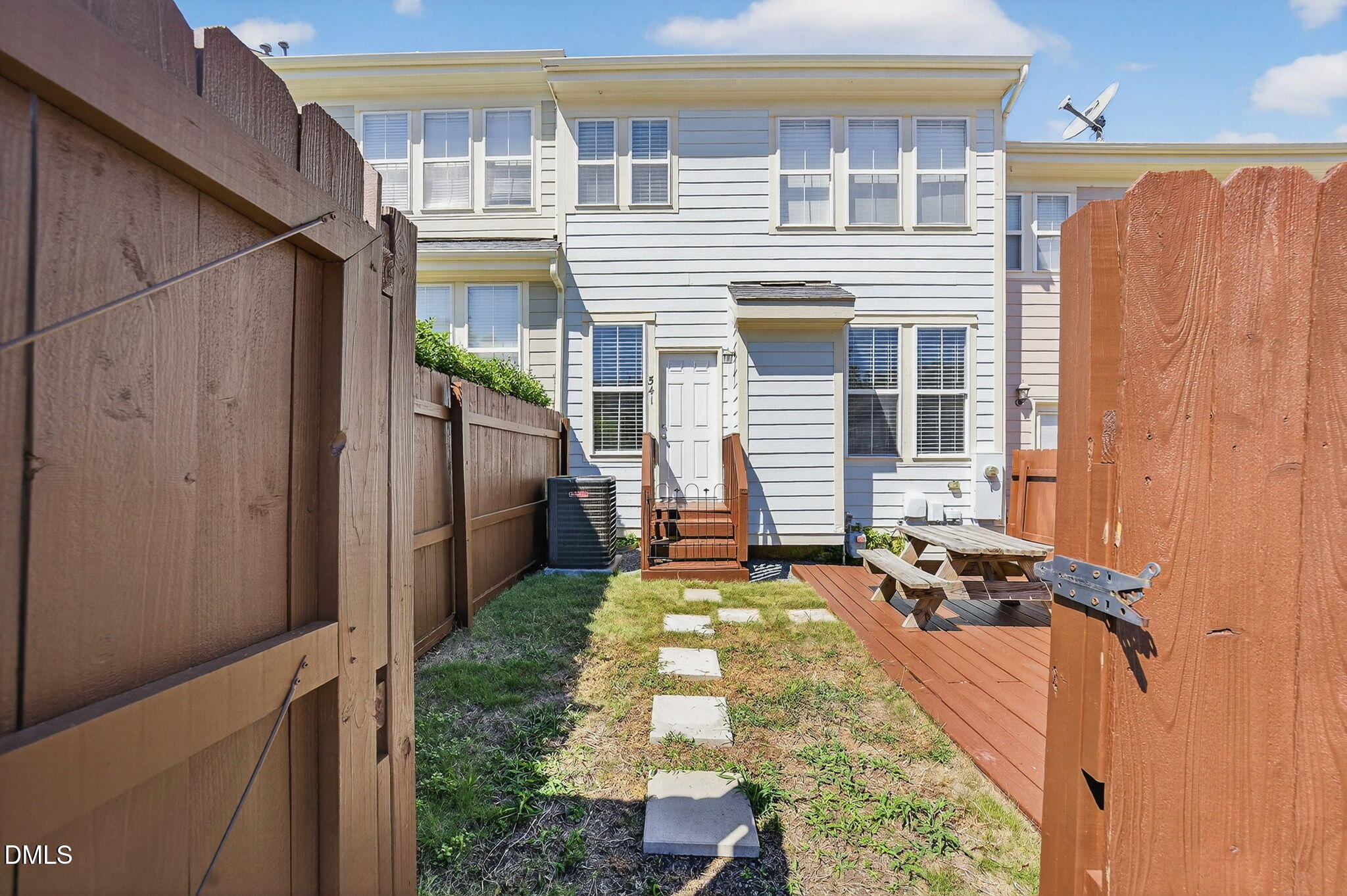 541 Village Loop Drive Apex, NC 27502 - Photo 30 of 35 29-web-or-mls-541 Village Loop-19