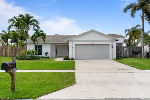 $3,700 | 1313 Pinetta Circle, Wellington, FL 33414