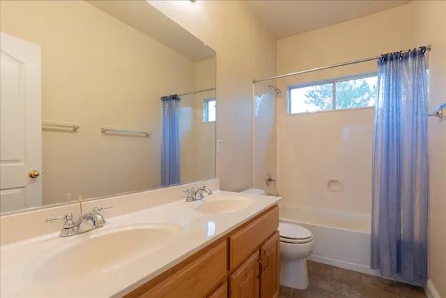 $799,900 | 1984 Ambridge Drive, Roseville, CA 95747