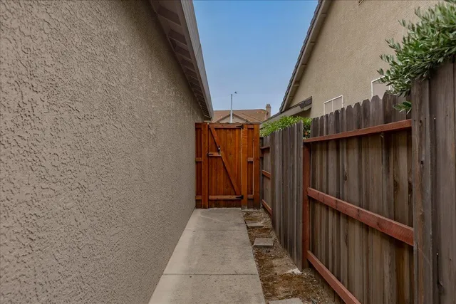 $799,900 | 1984 Ambridge Drive, Roseville, CA 95747