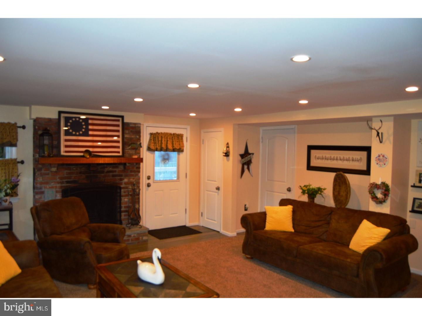642 Wagner Road Lafayette Hill, PA 19444 - Photo 3 of 22 Gallery Image 3