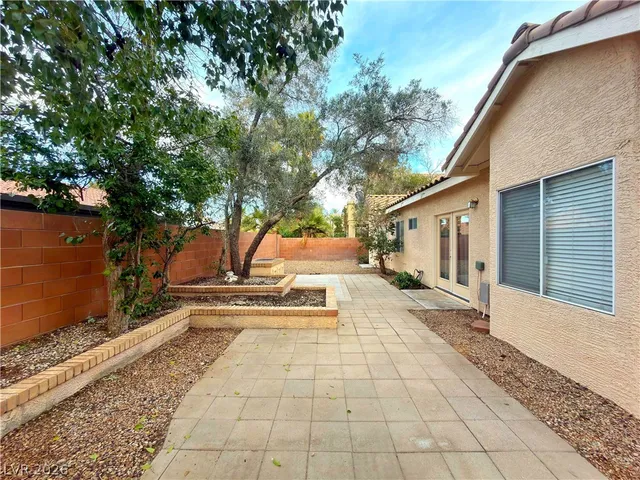 $2,695 | 2206 Flowering Cactus Avenue, Henderson, NV 89052