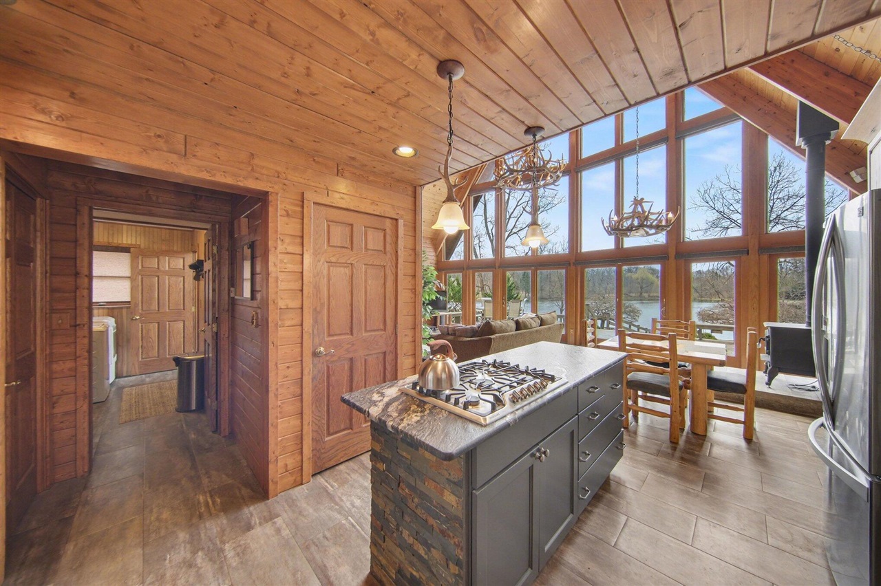 12175 Watkins Road Manchester, MI 48158 - Photo 15 of 56