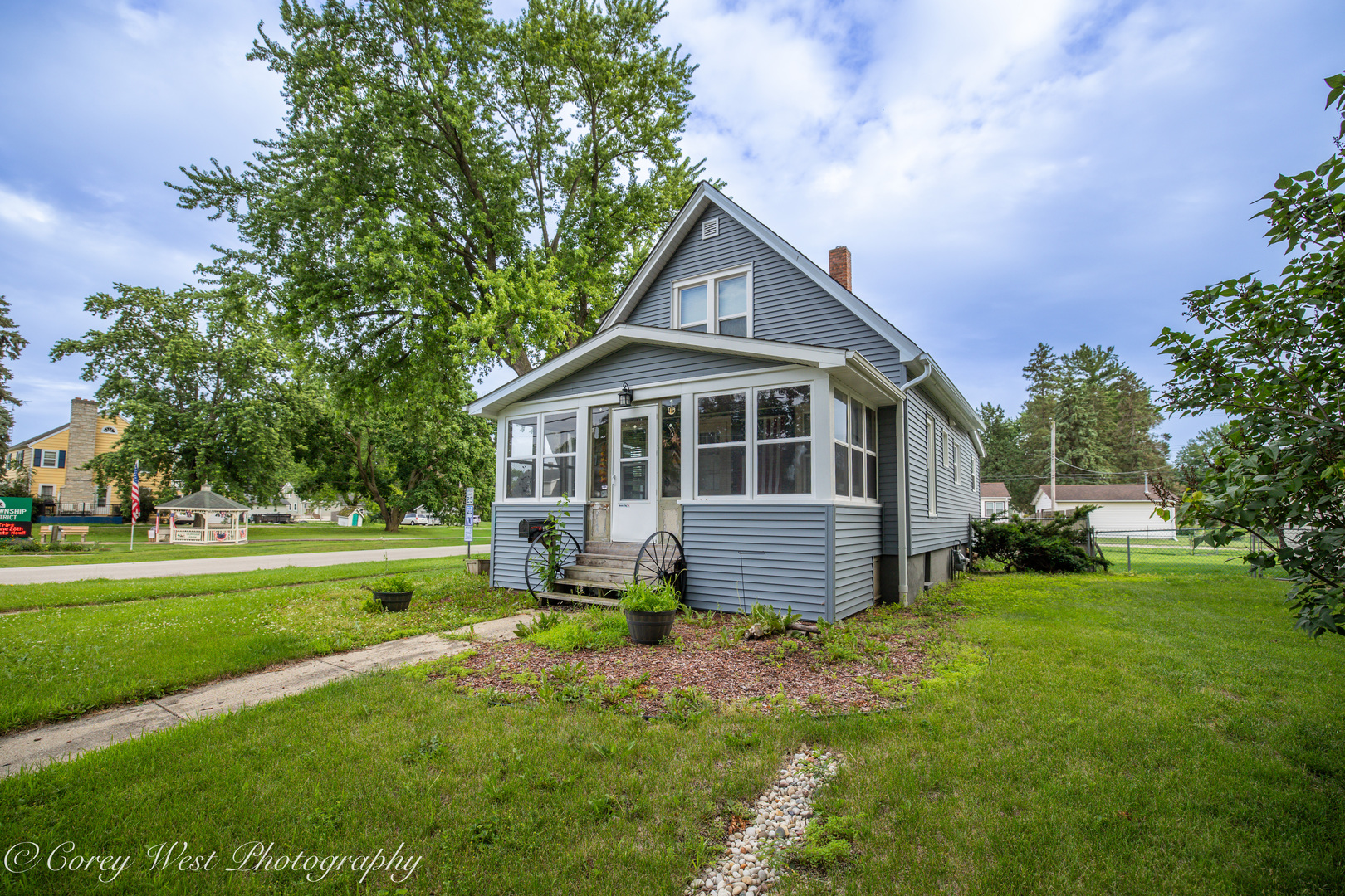 324 East Main Street Genoa, IL 60135 - Photo 3 of 25